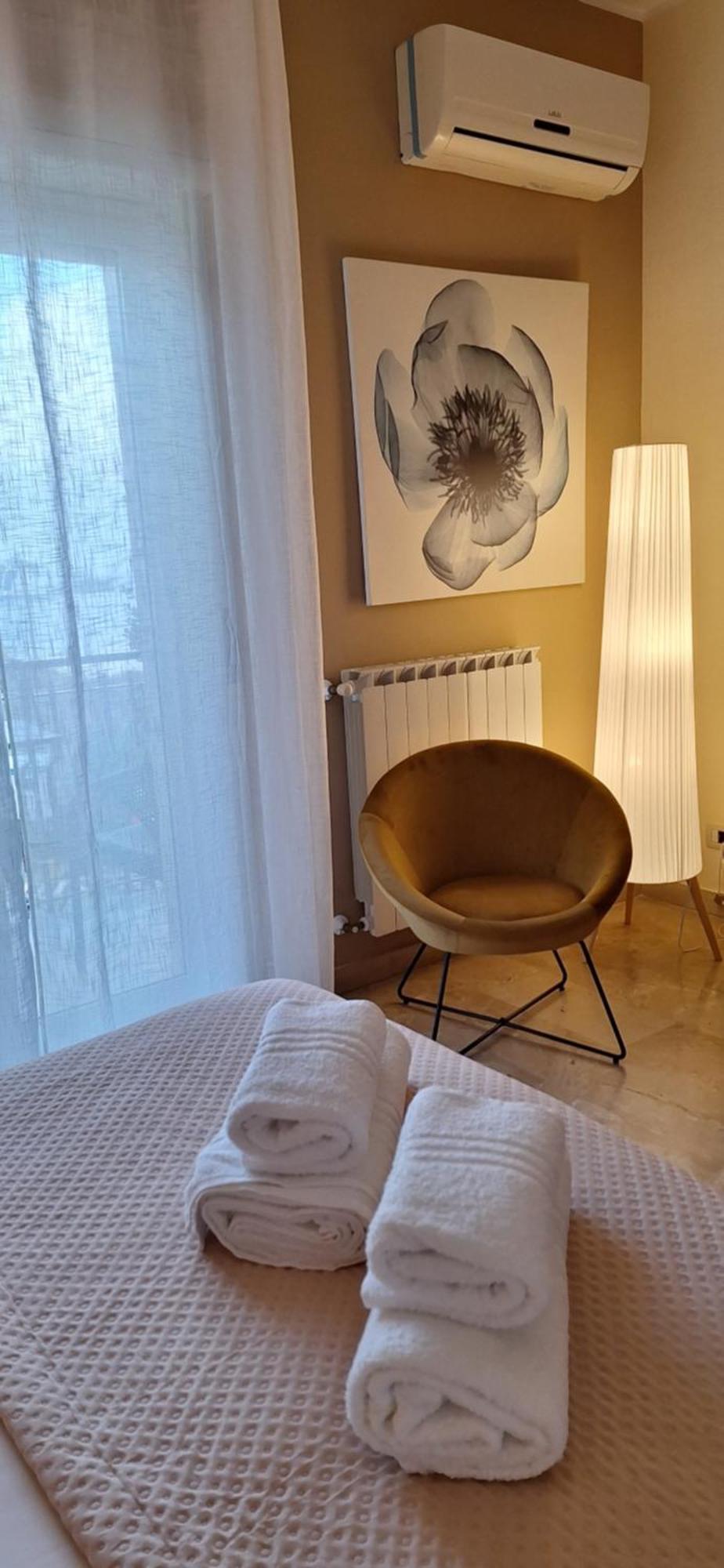 Laranda Rooms ミラッツォ 部屋 写真